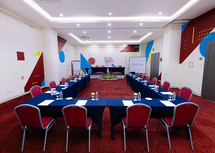 Favehotel Hyper Square