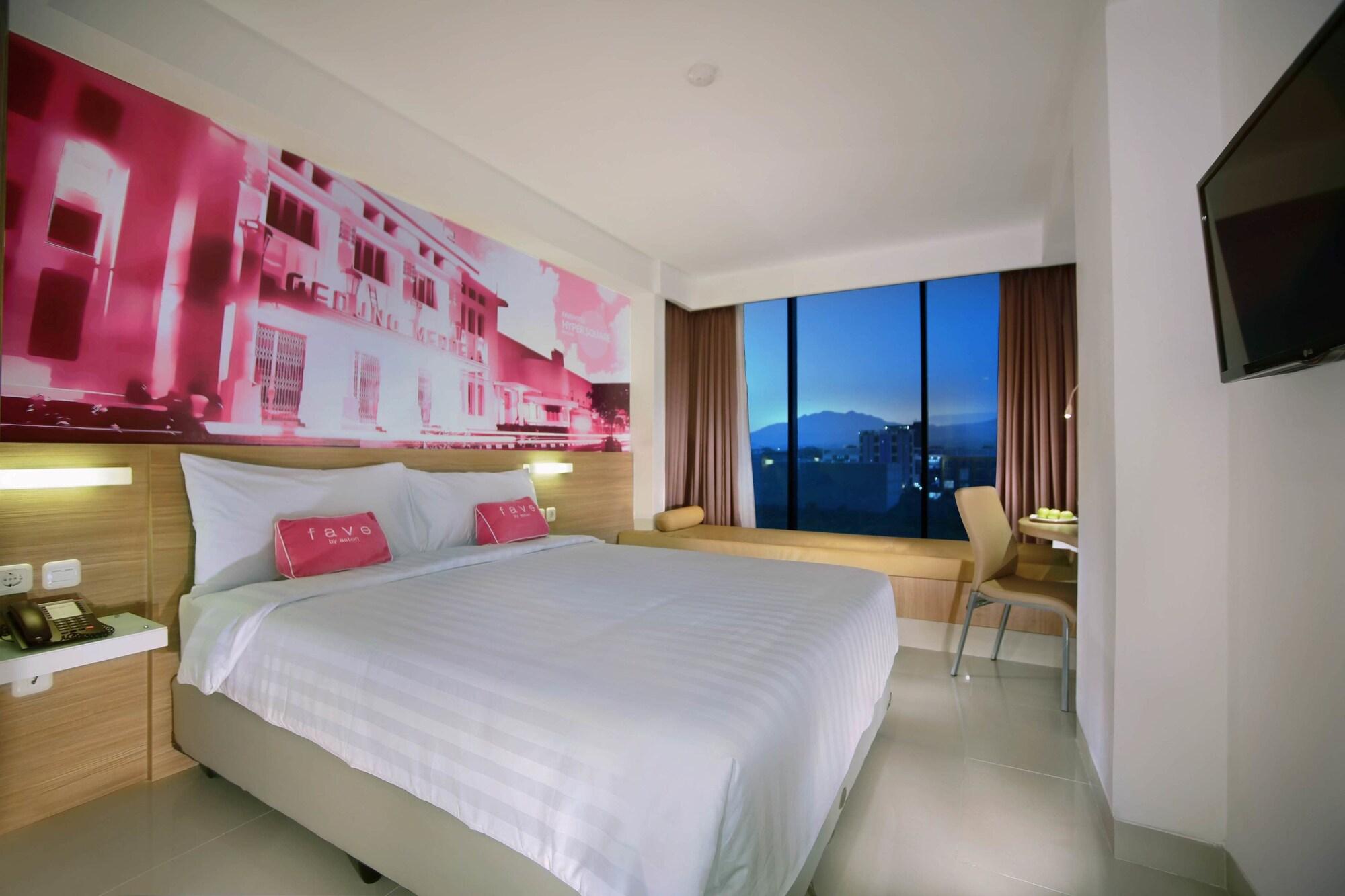 Favehotel Hyper Square Hotel