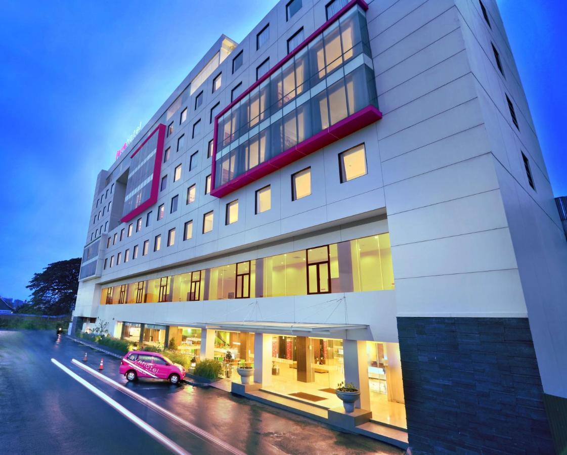 Favehotel Hyper Square Hotel