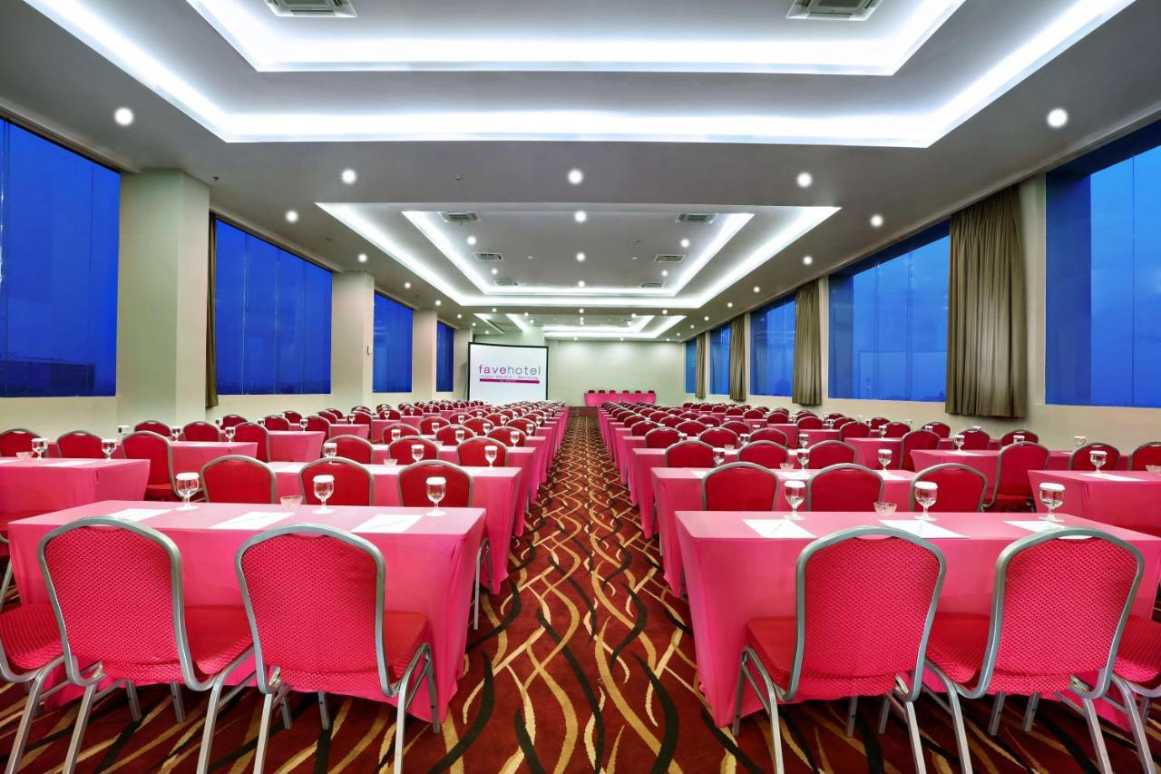 Favehotel Hyper Square Hotel 3*