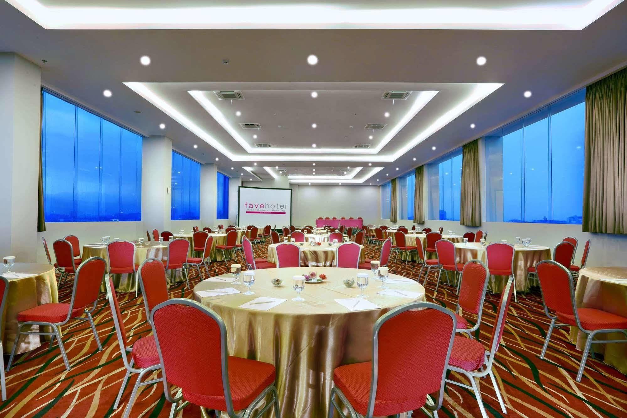 Favehotel Hyper Square Hotel 3*